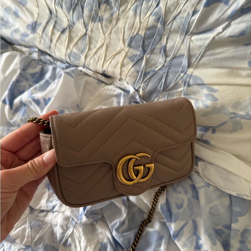 GG Marmont mini bag - Picture 8 of 12